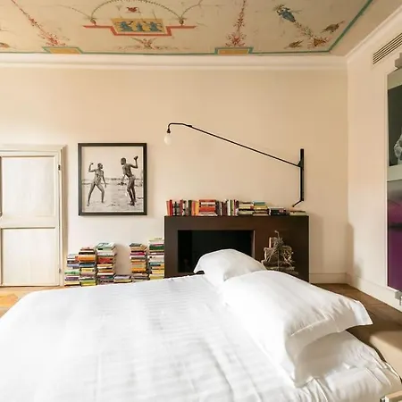 Casa Arte, A Burghesius * Rom